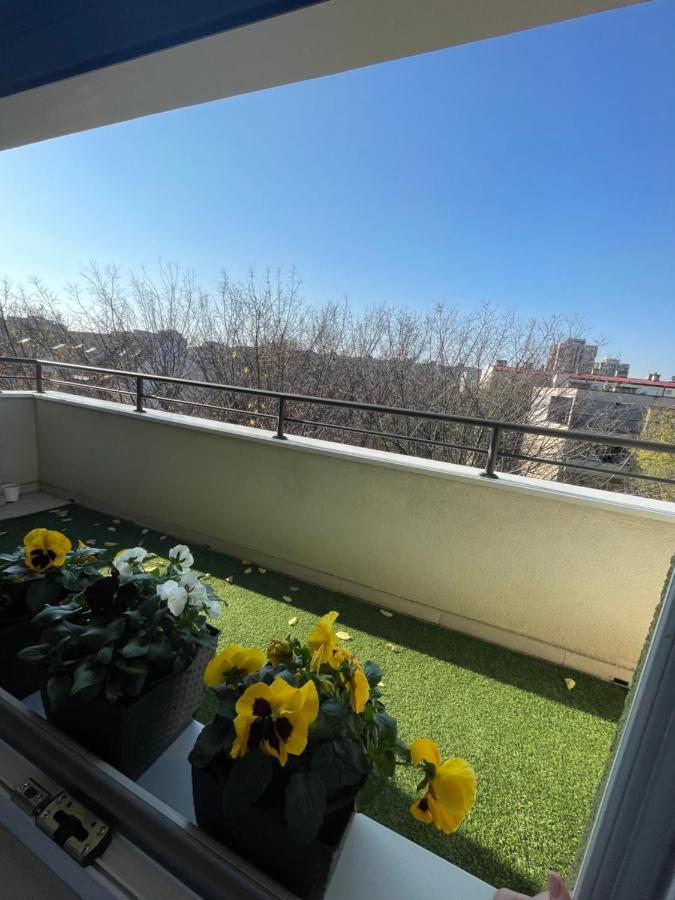 Sunny Studio Apartment Novi Sad Exterior photo
